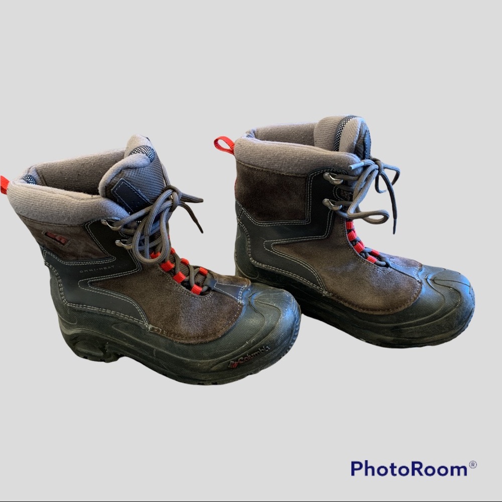 Columbia Omni-heat kids winter boots, worn a handful of times.